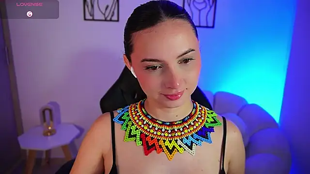 Snapshot of AliceHarper_ chatting on June 22, 2026, 2:57 am AliceHarper online show from June 22, 2026, 2:57 am
