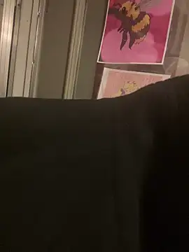 holyeroticss online show from December 17, 2024, 2:55 am