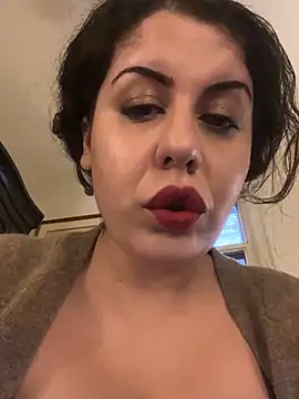 holyeroticss online show from October 5, 2025, 9:13 pm