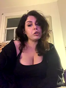 holyeroticss online show from December 20, 2025, 12:18 am