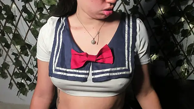 CoralineSanchez online show from October 6, 2025, 3:15 am