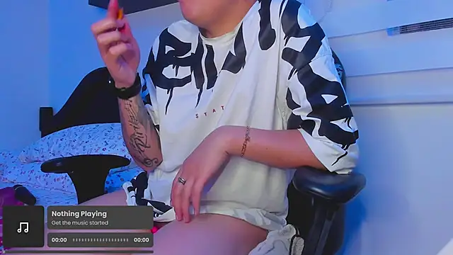 Sexyboy 666 online show from September 20, 2025, 5:52 am