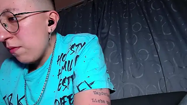 Sexyboy 666 online show from November 26, 2025, 12:44 am