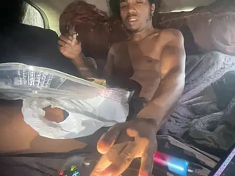 SlimeCrownzOut5 online show from April 5, 2026, 7:22 pm