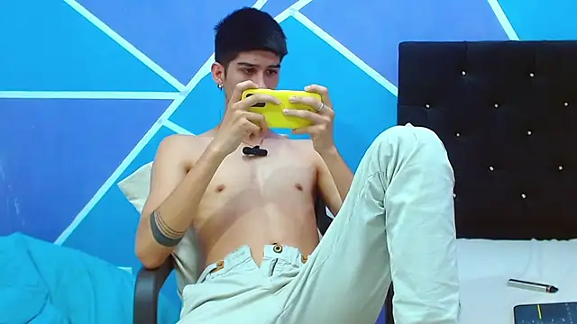 jhony-sex online show from January 19, 2025, 11:00 pm