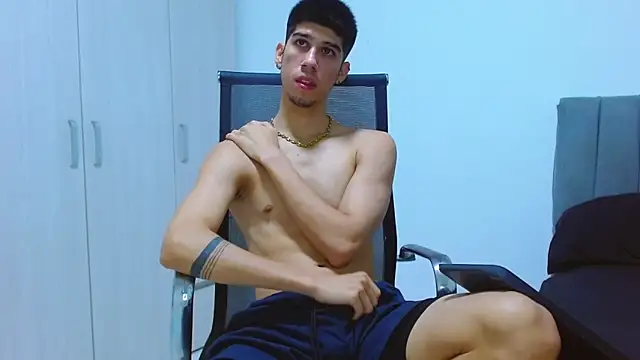 jhony-sex online show from September 9, 2025, 2:44 am