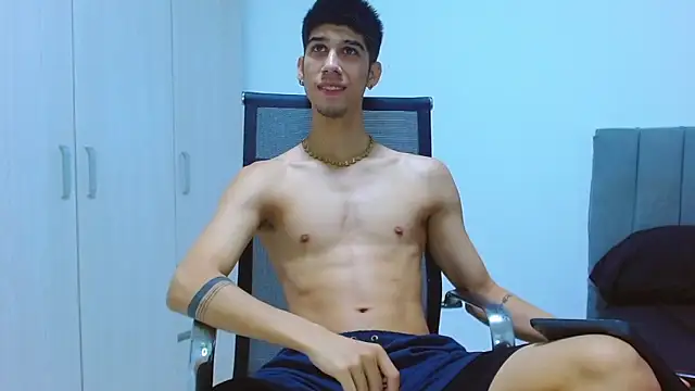 jhony-sex online show from September 16, 2025, 6:25 am