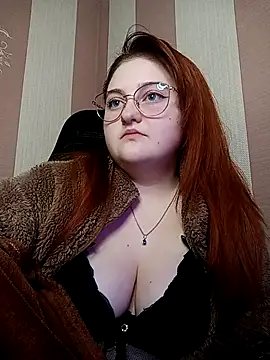 Snapshot of WhiteBellaX chatting on February 7, 2026, 5:11 am WhiteBellaX online show from February 7, 2026, 5:11 am