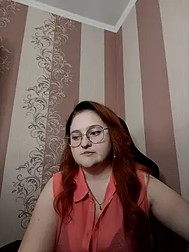 Snapshot of WhiteBellaX chatting on February 18, 2026, 7:48 am WhiteBellaX online show from February 18, 2026, 7:48 am