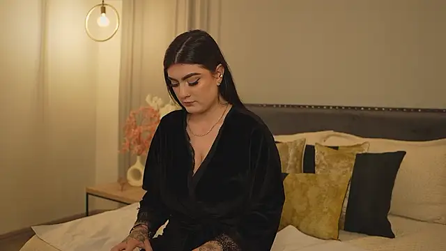 IrisBaker online show from March 7, 2026, 10:18 pm