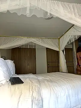 alejadollts online show from January 9, 2026, 6:21 pm