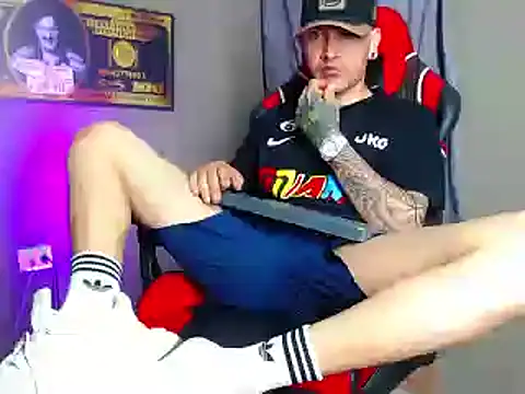 smoker445 online show from February 20, 2025, 8:39 am