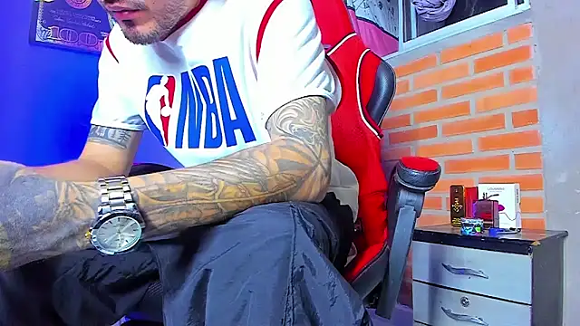 smoker445 online show from September 24, 2025, 4:49 am