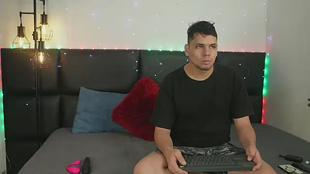 Cleoanubis- online show from December 13, 2024, 5:05 am