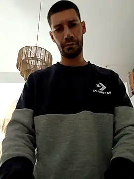 litleboy92 online show from October 31, 2025, 1:06 am