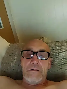 Snapshot of tino66 chatting on June 27, 2026, 10:48 pm tino66 online show from June 27, 2026, 10:48 pm