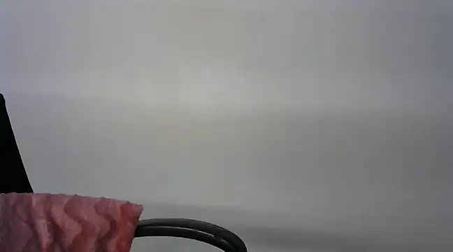 lola-   online show from February 11, 2025, 4:35 pm