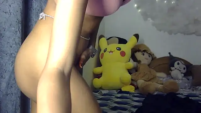 lola-   online show from February 12, 2026, 2:45 pm