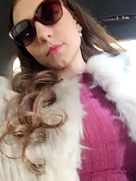 Milky flexy cat online show from March 18, 2025, 2:15 pm