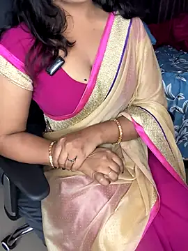 Tanvi-patil online show from December 2, 2024, 4:31 pm