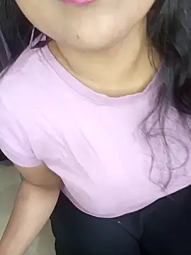 Tanvi-patil online show from February 13, 2026, 6:09 am