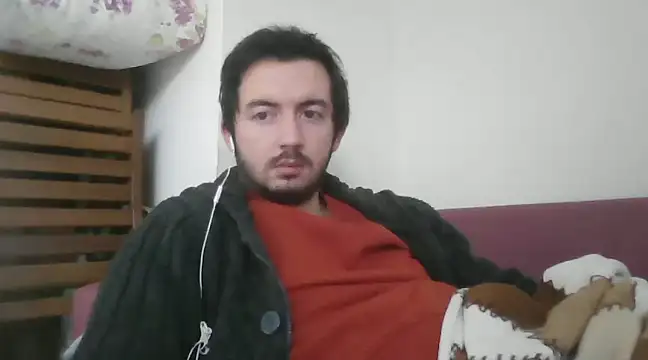 laynufff online show from February 9, 2025, 10:09 am