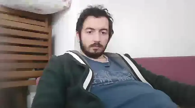 laynufff online show from February 28, 2025, 11:25 am