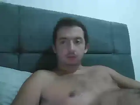 laynufff online show from September 15, 2025, 7:58 pm