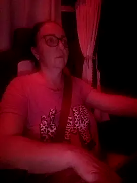 cuplubijoanna online show from March 8, 2025, 3:39 am