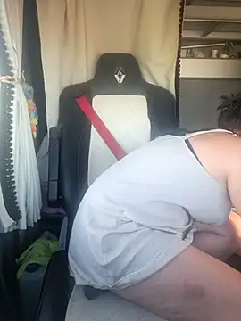 cuplubijoanna online show from March 18, 2025, 3:53 pm