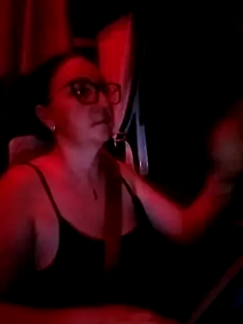 cuplubijoanna online show from November 14, 2025, 4:11 am