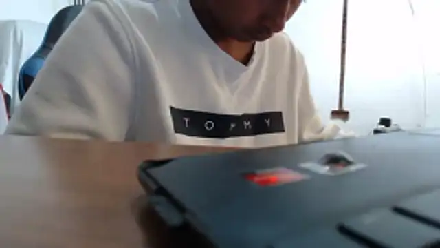 Snapshot of yohatinelly07 chatting on November 6, 2025, 6:42 pm yohatinelly07 online show from November 6, 2025, 6:42 pm