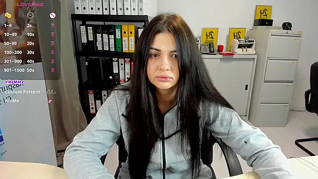 Snapshot of TiffanySweet chatting on December 9, 2024, 7:18 pm TiffanySweet online show from December 9, 2024, 7:18 pm