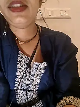 Snapshot of Simaran_bhabhi chatting on May 2, 2026, 2:22 pm Simaran bhabhi online show from May 2, 2026, 2:22 pm