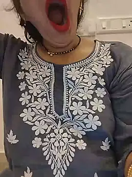 Snapshot of Simaran_bhabhi chatting on May 17, 2026, 12:19 am Simaran bhabhi online show from May 17, 2026, 12:19 am