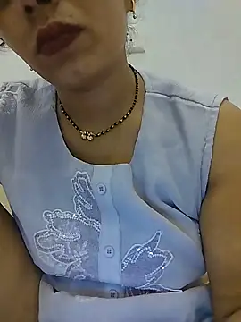 Snapshot of Simaran_bhabhi chatting on May 18, 2026, 2:56 pm Simaran bhabhi online show from May 18, 2026, 2:56 pm
