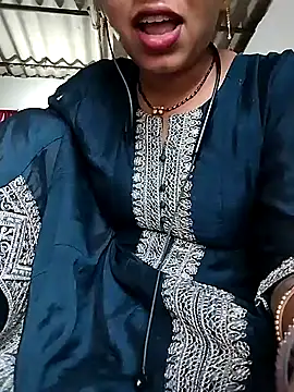 Snapshot of Simaran_bhabhi chatting on May 22, 2026, 11:54 pm Simaran bhabhi online show from May 22, 2026, 11:54 pm