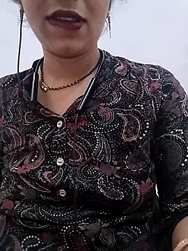 Snapshot of Simaran_bhabhi chatting on June 1, 2026, 1:29 am Simaran bhabhi online show from June 1, 2026, 1:29 am
