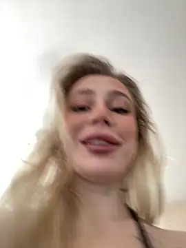 meanexx online show from March 16, 2025, 6:42 am