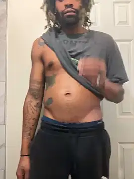 1BeautyN1Beast online show from December 17, 2024, 10:32 pm