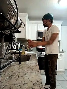 1BeautyN1Beast online show from February 14, 2025, 4:58 am