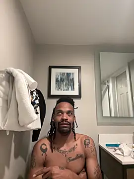 1BeautyN1Beast online show from November 6, 2025, 1:12 pm