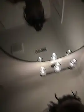 1BeautyN1Beast online show from February 15, 2026, 9:11 pm