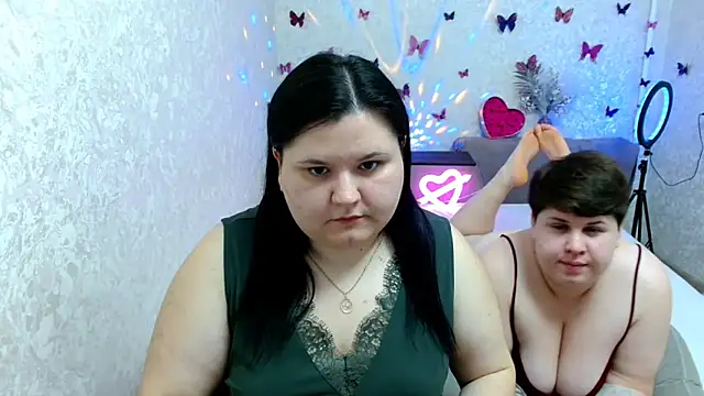 BeckyAndHellen online show from March 18, 2025, 8:48 pm