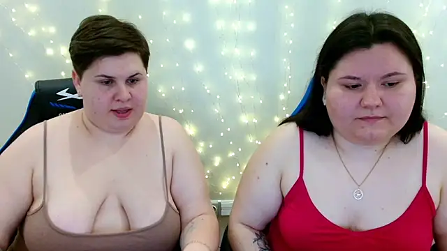 BeckyAndHellen online show from March 20, 2026, 11:48 am