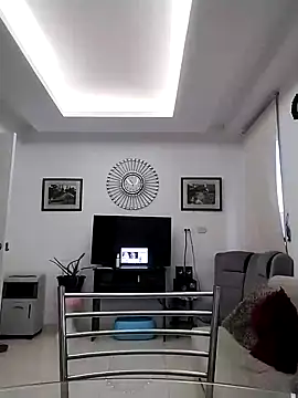 kinke31 online show from January 15, 2025, 10:57 pm