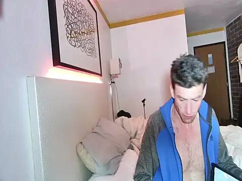 Snapshot of savageconfidence chatting on October 27, 2025, 8:07 am savageconfidence online show from October 27, 2025, 8:07 am