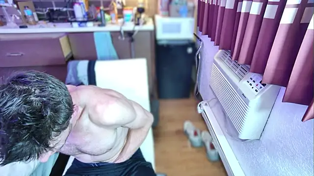 Snapshot of savageconfidence chatting on October 31, 2025, 7:53 am savageconfidence online show from October 31, 2025, 7:53 am