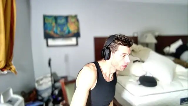 Snapshot of savageconfidence chatting on December 3, 2025, 2:04 pm savageconfidence online show from December 3, 2025, 2:04 pm