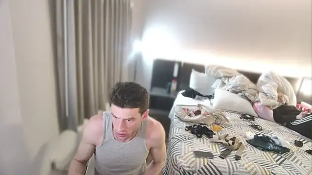 Snapshot of savageconfidence chatting on January 14, 2026, 6:41 am savageconfidence online show from January 14, 2026, 6:41 am